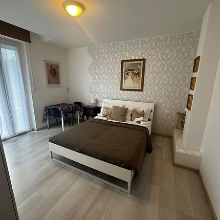 Residenza Manzoni Como Centre Εξωτερικό φωτογραφία